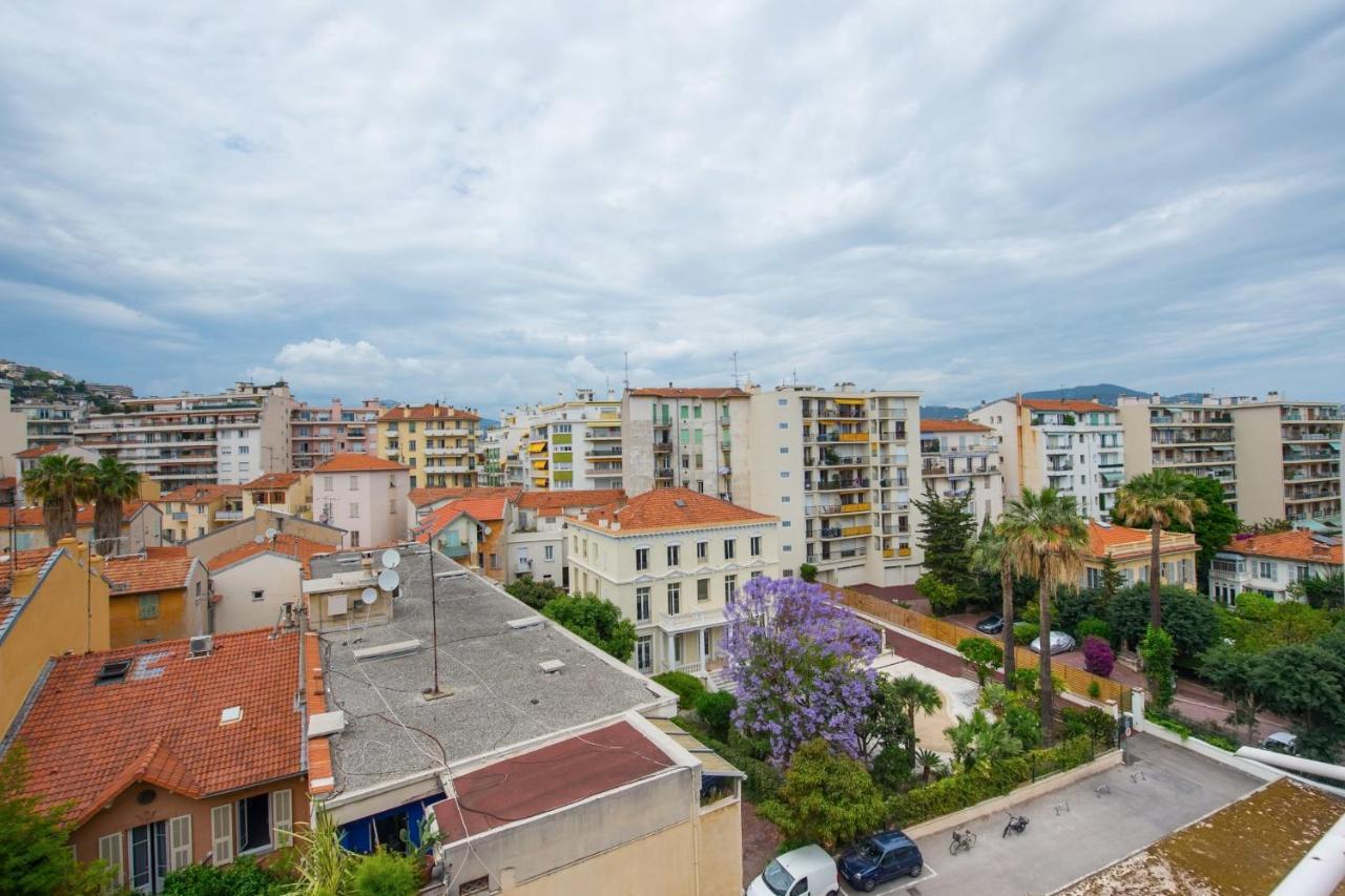 شقة Fleurs De Nice Furnished Flat المظهر الخارجي الصورة