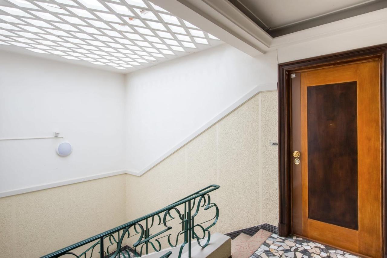 شقة Fleurs De Nice Furnished Flat المظهر الخارجي الصورة